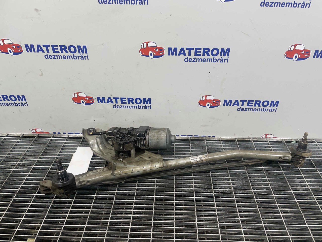 MOTORAS STERGATOR PARBRIZ DACIA LOGAN LOGAN - - (2008 2012)