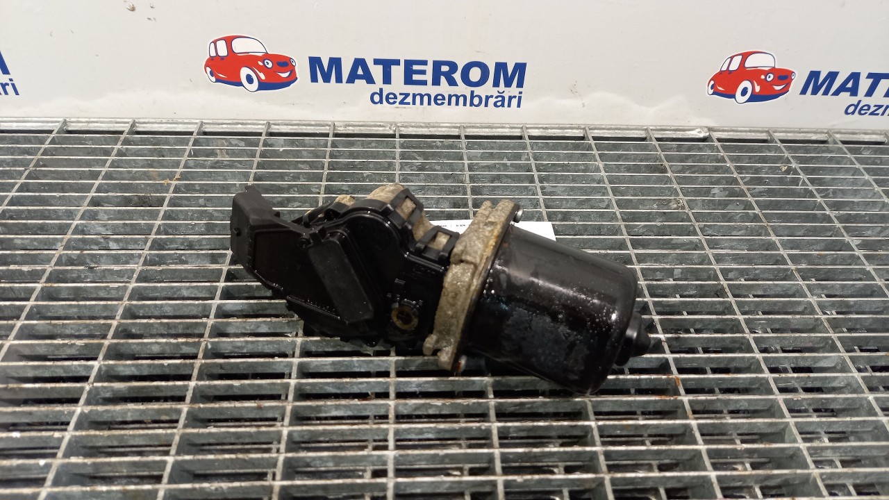 MOTORAS STERGATOR PARBRIZ DACIA SANDERO SANDERO - - (2012 2019)