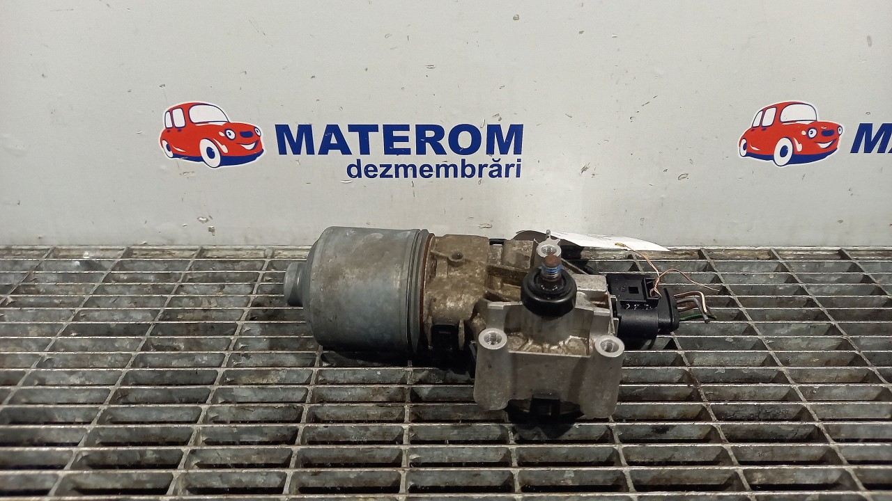 MOTORAS STERGATOR PARBRIZ FORD FIESTA FIESTA - - (2008 2012)