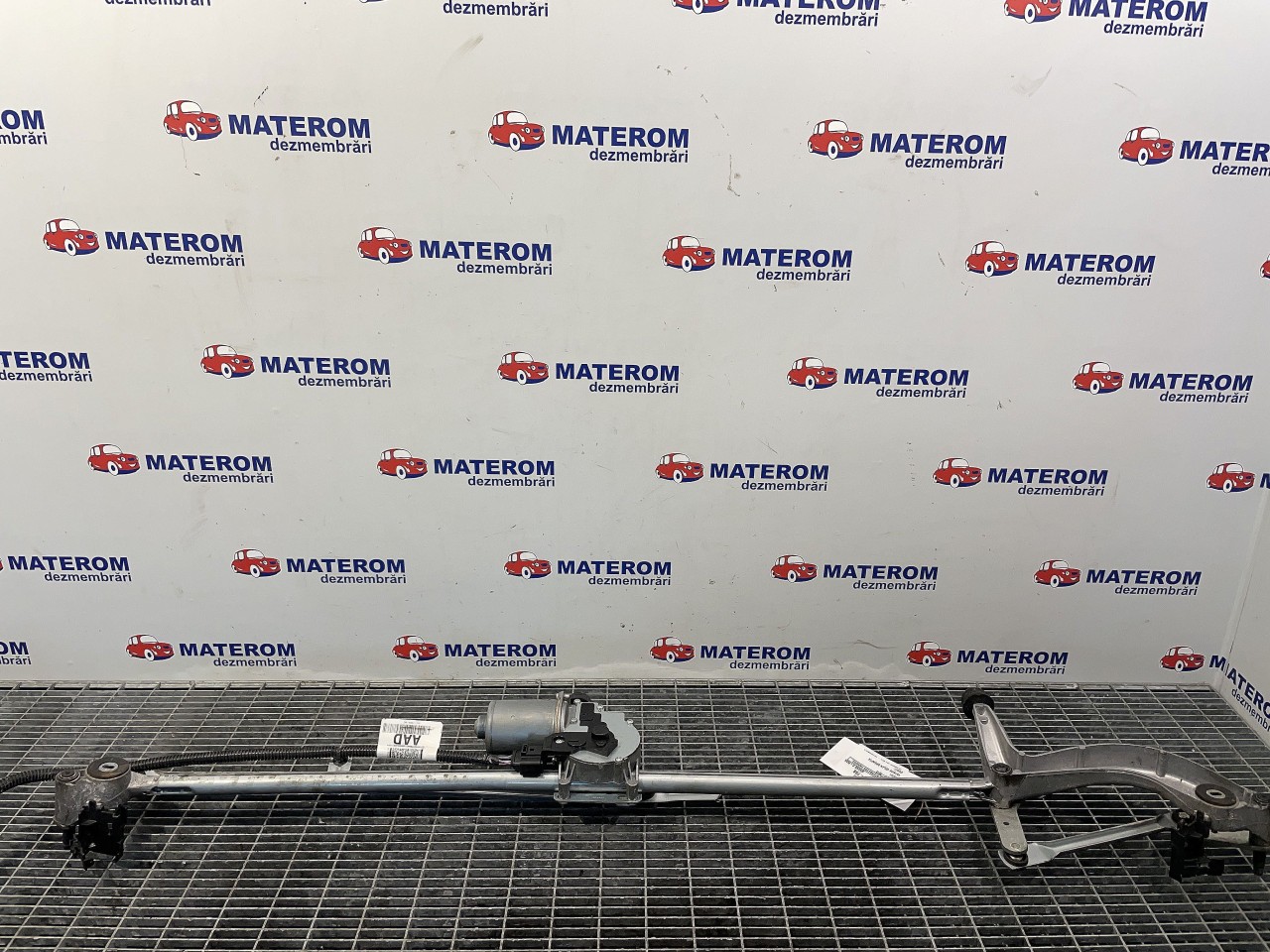 MOTORAS STERGATOR PARBRIZ FORD GRAND C-MAX - - (2010 2015)