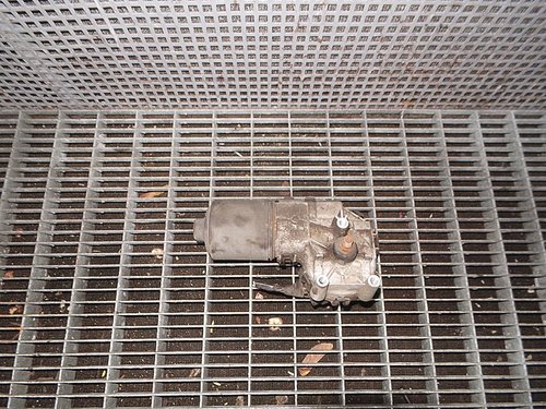 MOTORAS STERGATOR PARBRIZ FORD MONDEO - - (2000 2007)