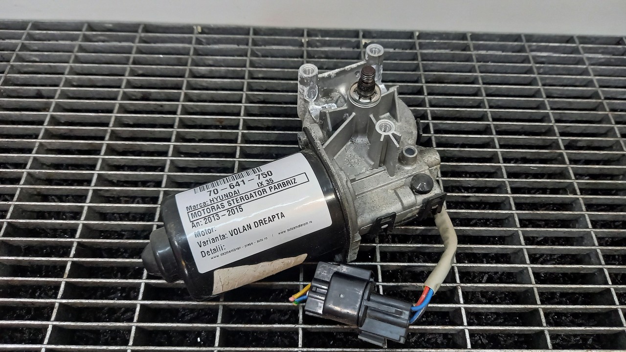 MOTORAS STERGATOR PARBRIZ HYUNDAI IX 35 - - (2013 2015)