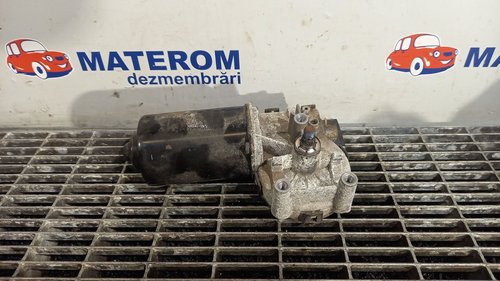 MOTORAS STERGATOR PARBRIZ KIA CEED - - (2009 2012)