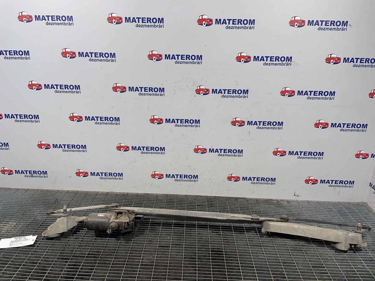 MOTORAS STERGATOR PARBRIZ MERCEDES A-CLASS - - (2004 2012)