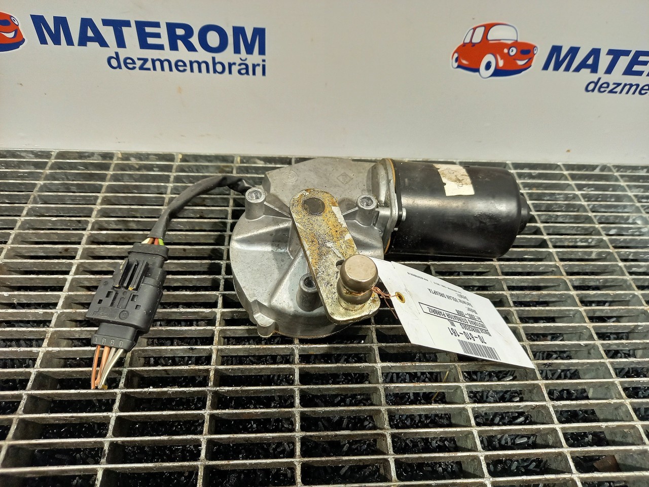 MOTORAS STERGATOR PARBRIZ MERCEDES ML ML - - (2005 2008)