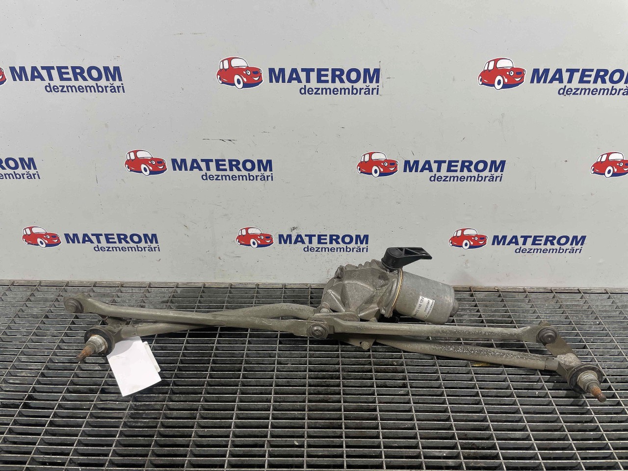 MOTORAS STERGATOR PARBRIZ MERCEDES SPRINTER SPRINTER - - (2006 2014)