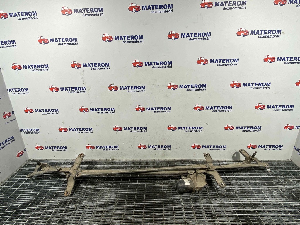 MOTORAS STERGATOR PARBRIZ MERCEDES VITO - - (2010 2014)