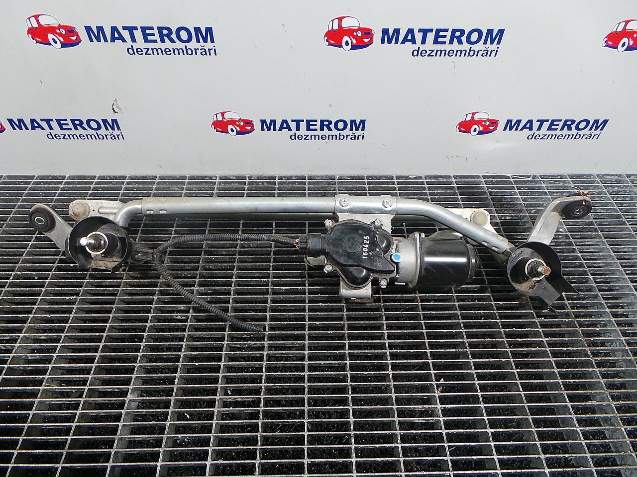 MOTORAS STERGATOR PARBRIZ MITSUBISHI L200 L200 - - (2015 2019)