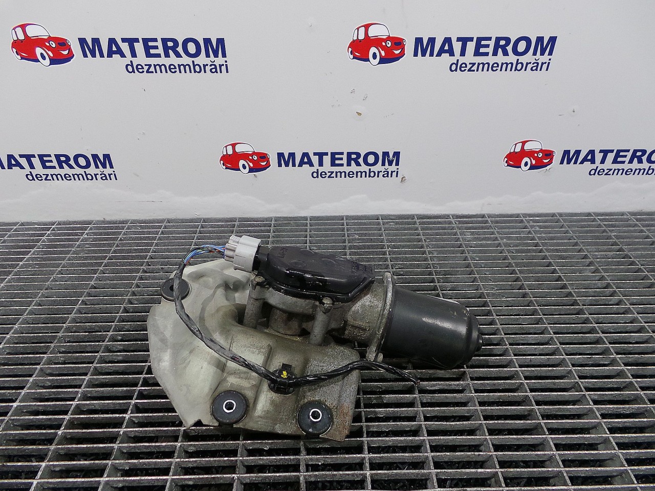 MOTORAS STERGATOR PARBRIZ MITSUBISHI LANCER LANCER - - (2004 2008)