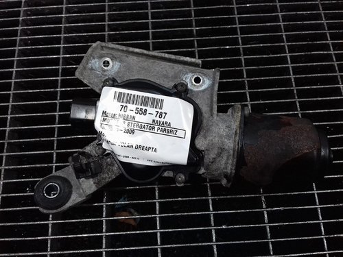 MOTORAS STERGATOR PARBRIZ NISSAN NAVARA - - (2005 2010)