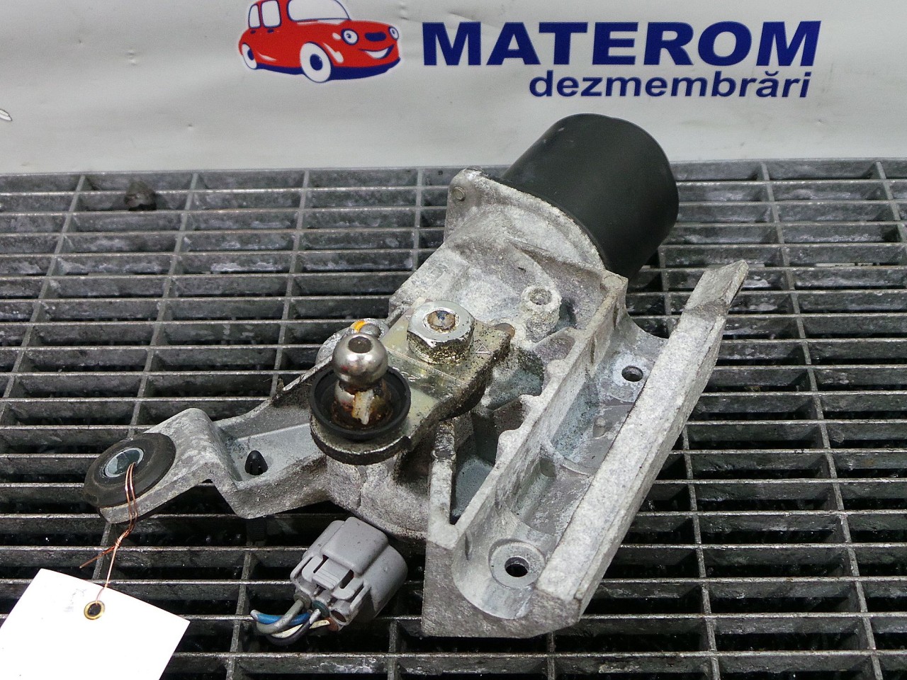 MOTORAS STERGATOR PARBRIZ NISSAN PATHFINDER - - (2005 2010)