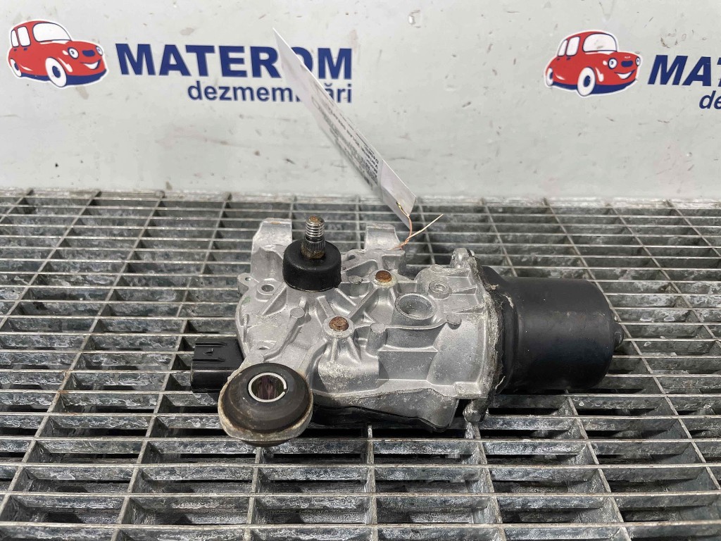 MOTORAS STERGATOR PARBRIZ NISSAN QASHQAI - - (2013 2017)