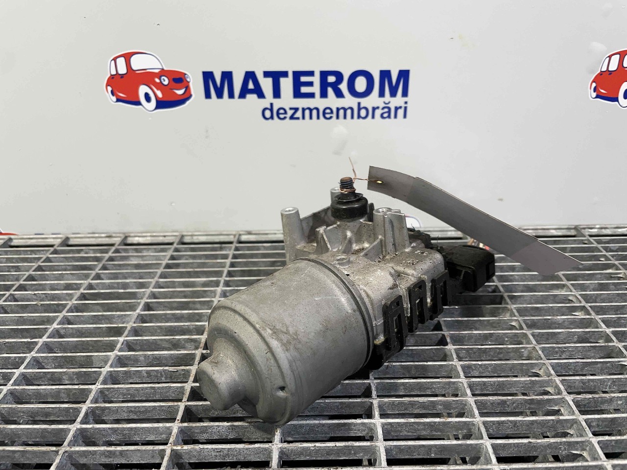 MOTORAS STERGATOR PARBRIZ PEUGEOT 208 208 - - (2015 2019)