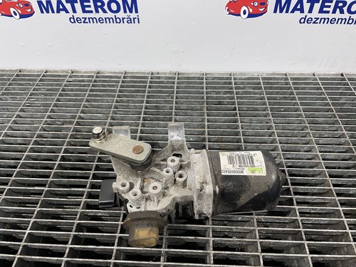 MOTORAS STERGATOR PARBRIZ RENAULT CLIO CLIO - - (2012 2016)