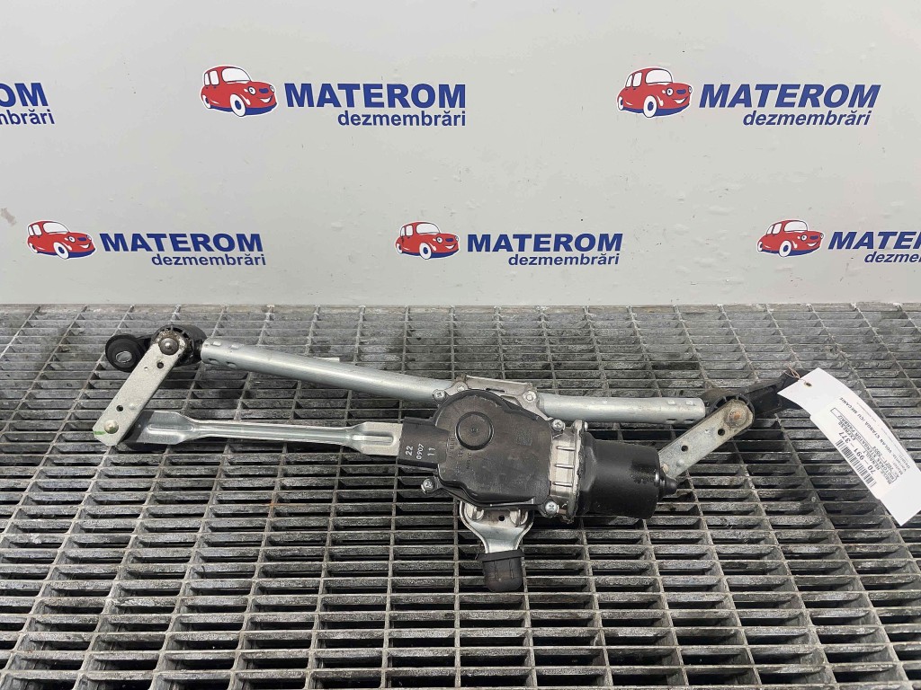 MOTORAS STERGATOR PARBRIZ RENAULT EXPRESS - - (2021 2024)