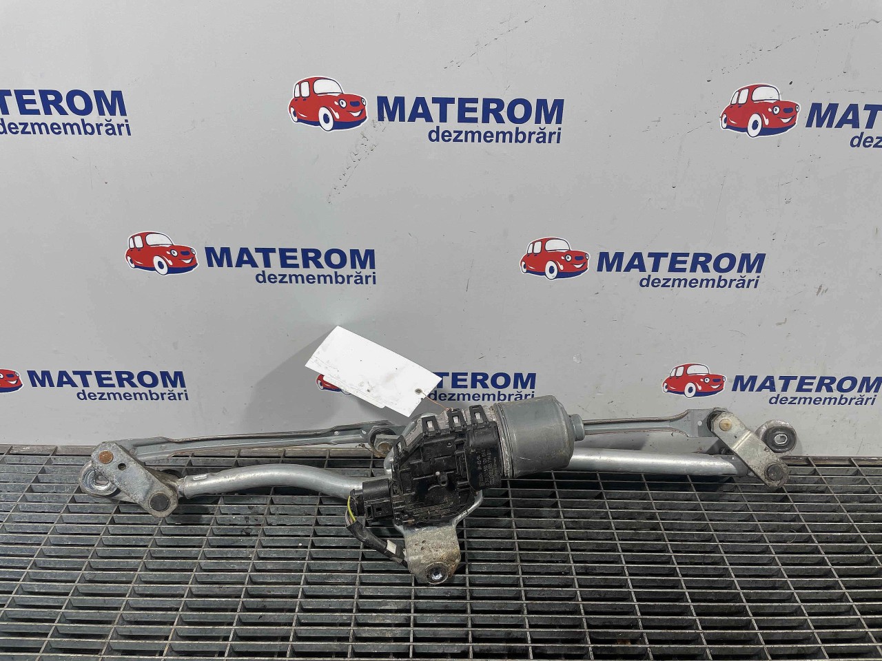 MOTORAS STERGATOR PARBRIZ SEAT EXEO EXEO - - (2008 2013)
