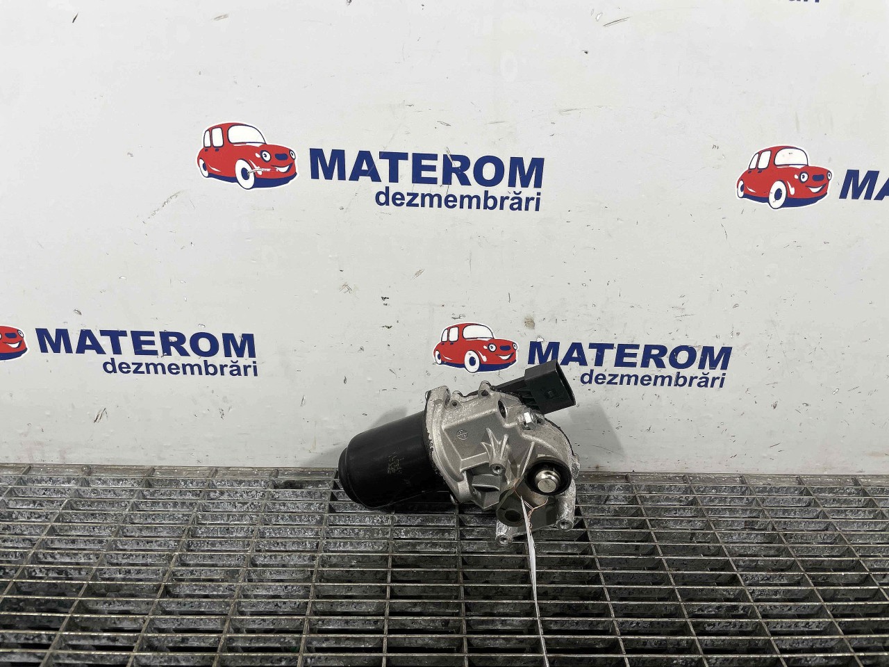 MOTORAS STERGATOR PARBRIZ SKODA FABIA - - (2014 2019)