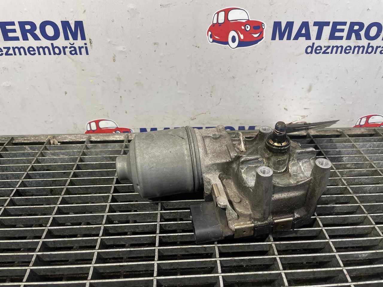 MOTORAS STERGATOR PARBRIZ SKODA OCTAVIA OCTAVIA - - (2012 2017)
