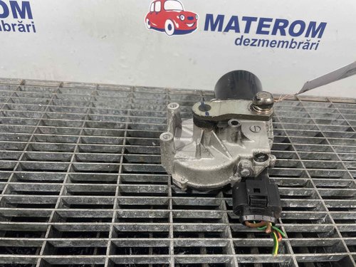 MOTORAS STERGATOR PARBRIZ SKODA RAPID - - (2012 2017)