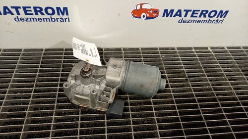 MOTORAS STERGATOR PARBRIZ SKODA SUPERB - - (2008 2013)