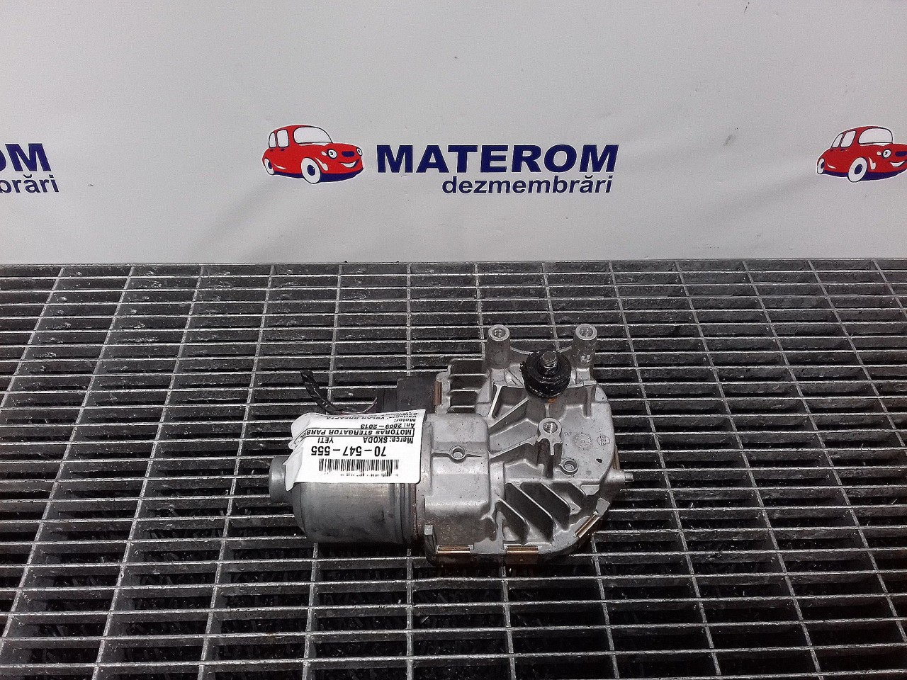 MOTORAS STERGATOR PARBRIZ SKODA YETI - - (2009 2013)