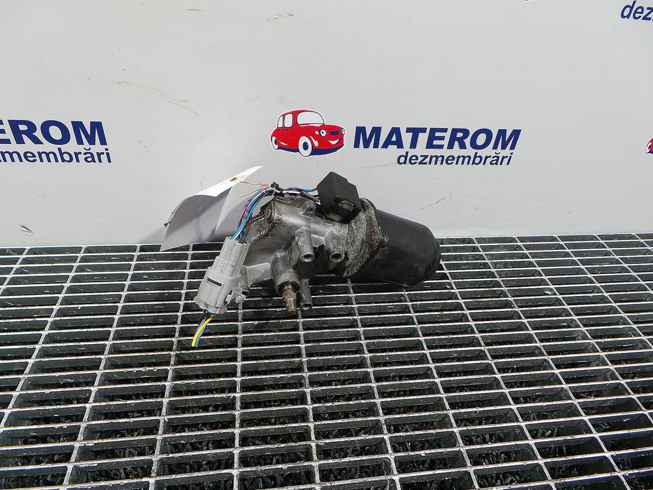 MOTORAS STERGATOR PARBRIZ SUZUKI SWIFT SWIFT - - (2005 2010)