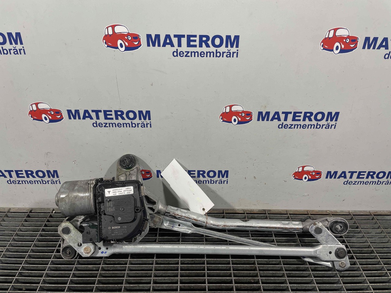 MOTORAS STERGATOR PARBRIZ TESLA MODEL 3 - - (2017 2023)