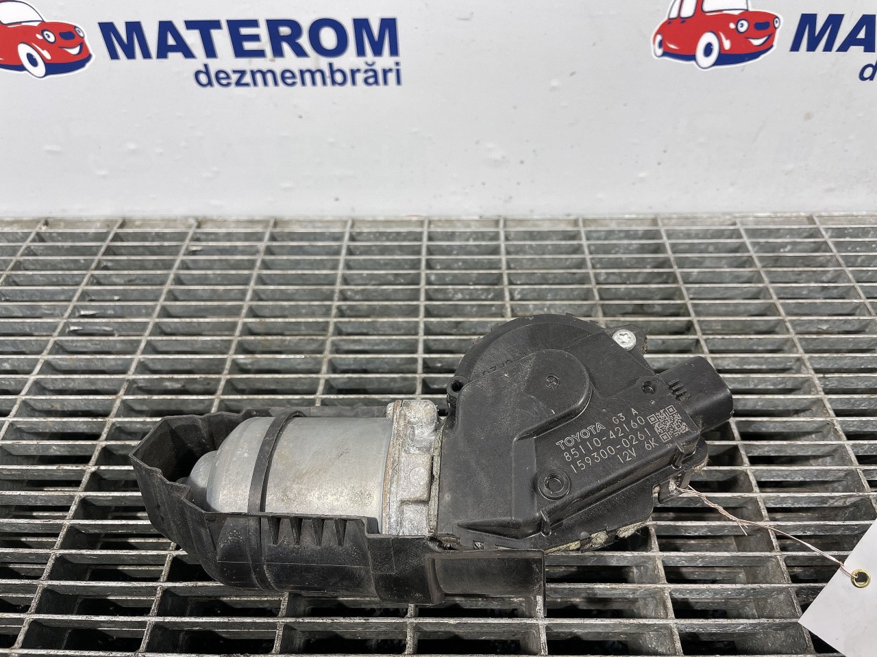 MOTORAS STERGATOR PARBRIZ TOYOTA RAV4 - - (2006 2012)