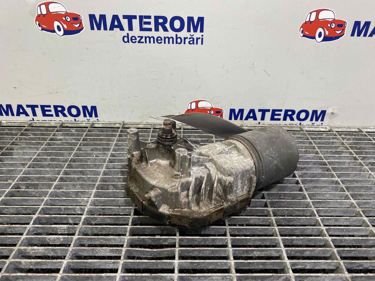 MOTORAS STERGATOR PARBRIZ VOLVO C30 - - (2006 2013)
