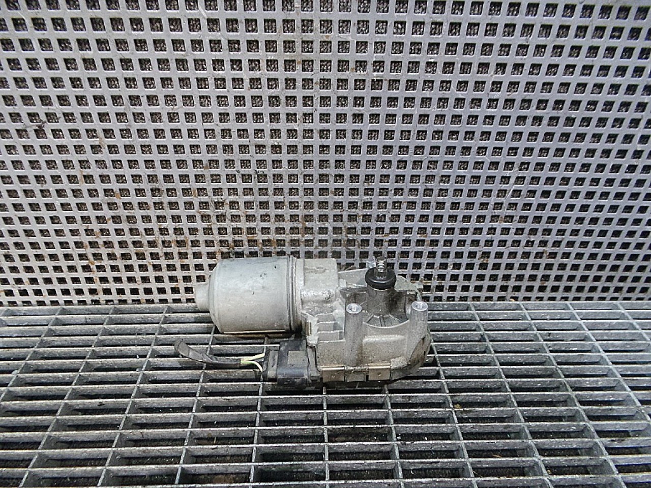 MOTORAS STERGATOR PARBRIZ VOLVO S40 - - (2004 2012)