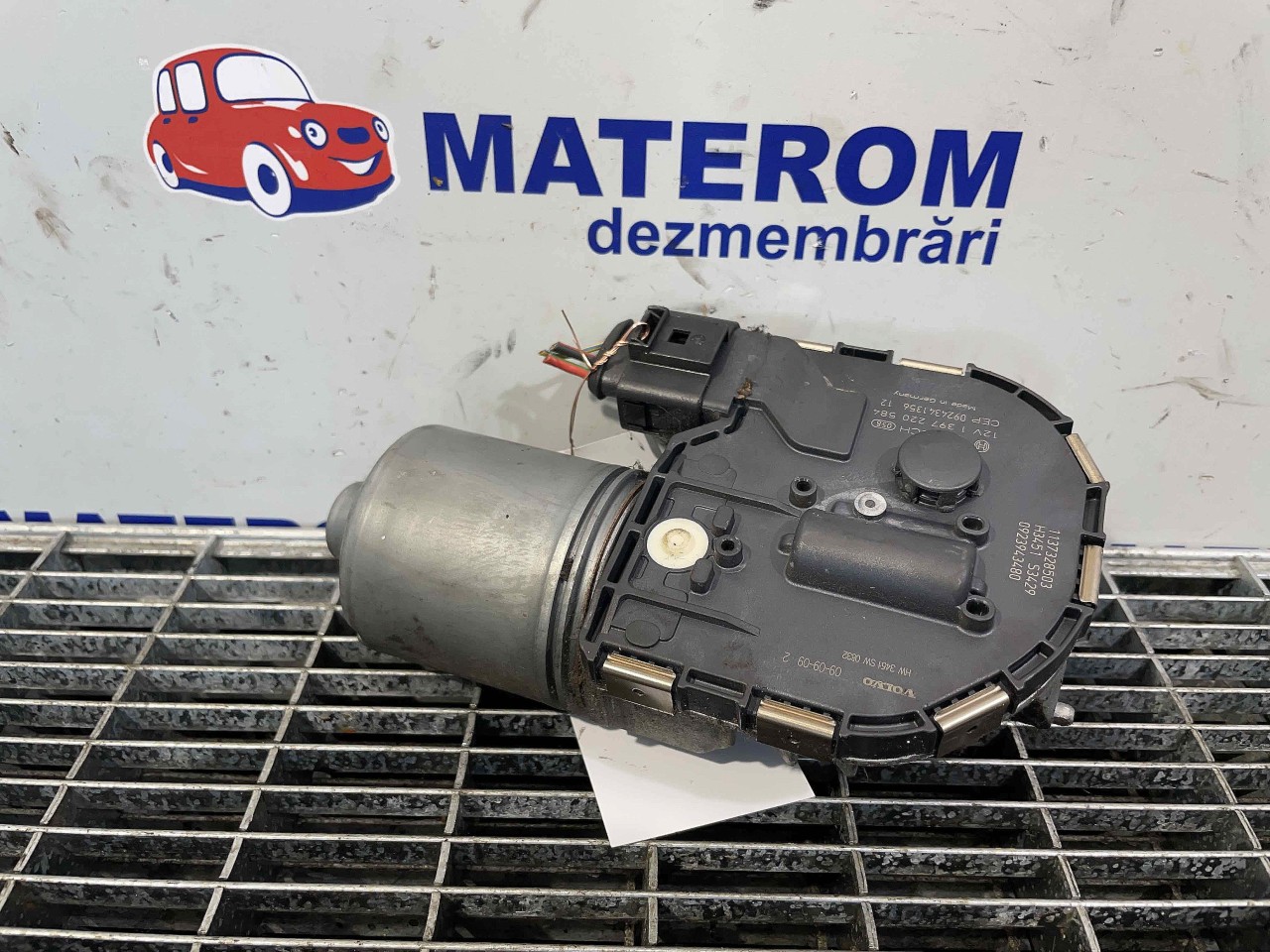 MOTORAS STERGATOR PARBRIZ VOLVO XC 60 XC 60 - - (2008 2013)