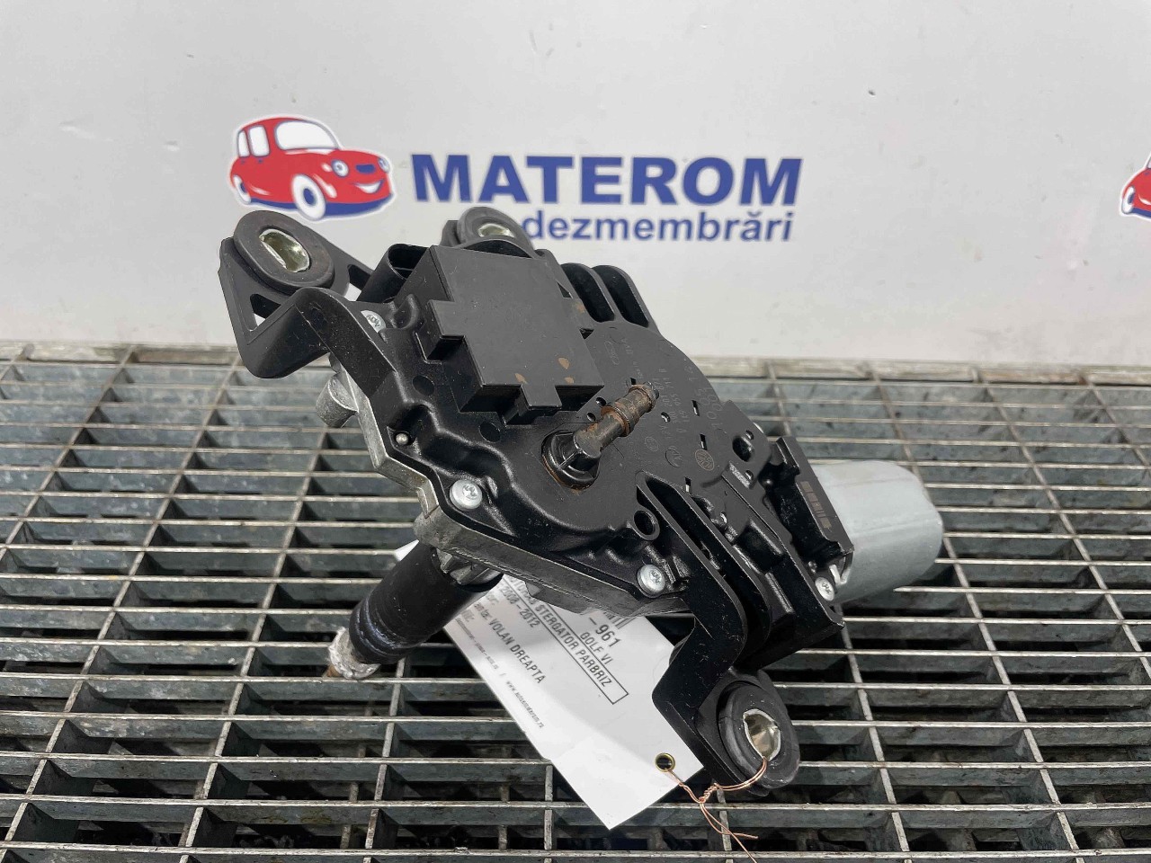 MOTORAS STERGATOR PARBRIZ VW GOLF VI - - (2008 2012)