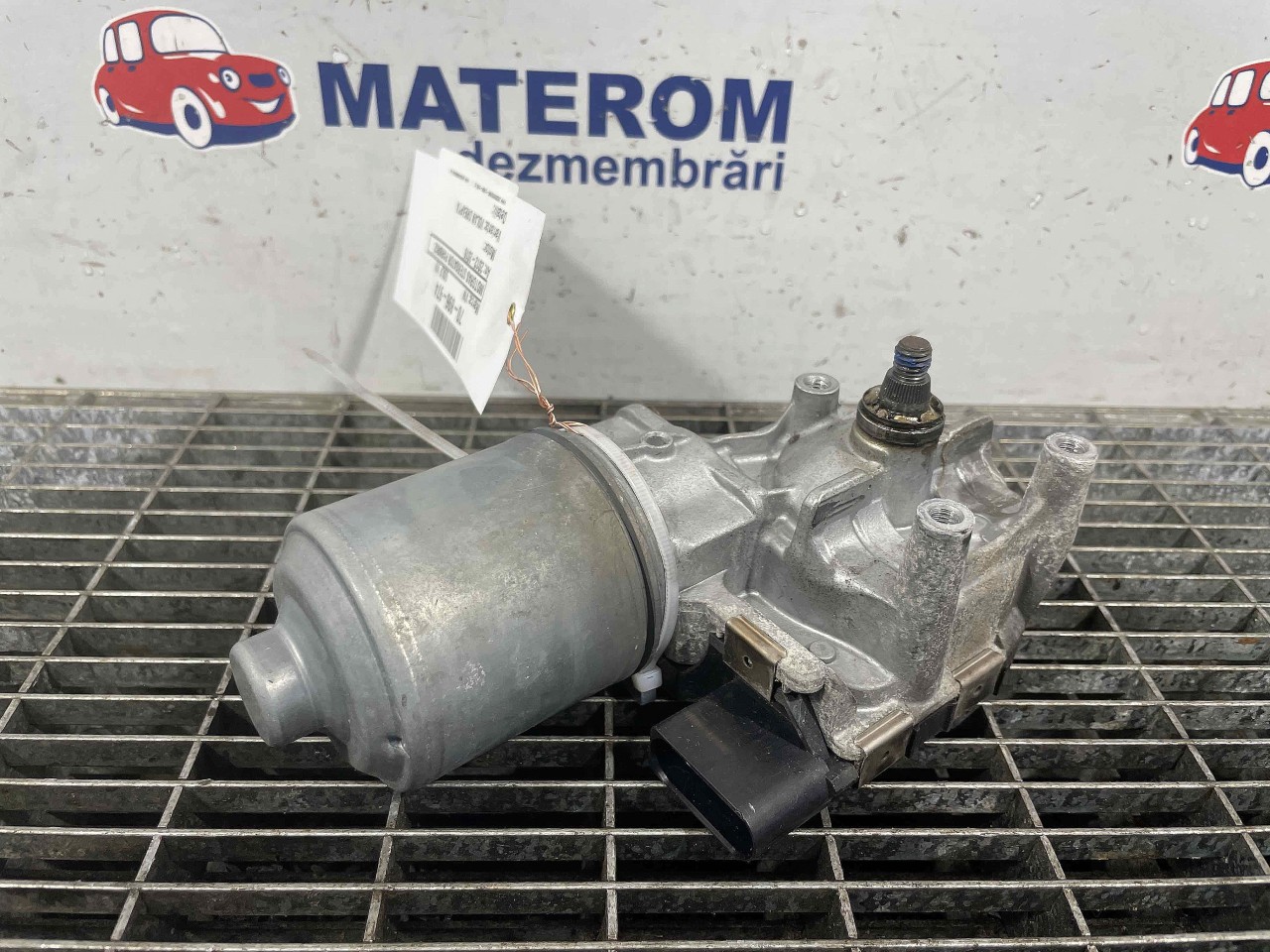 MOTORAS STERGATOR PARBRIZ VW GOLF VII GOLF VII - - (2012 2016)