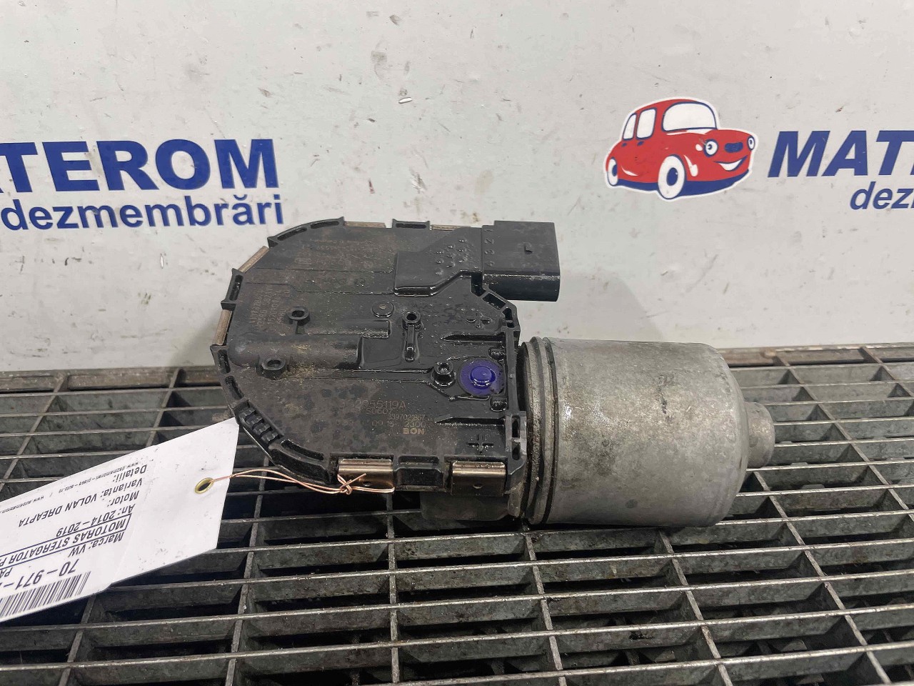 MOTORAS STERGATOR PARBRIZ VW PASSAT - - (2014 2019)