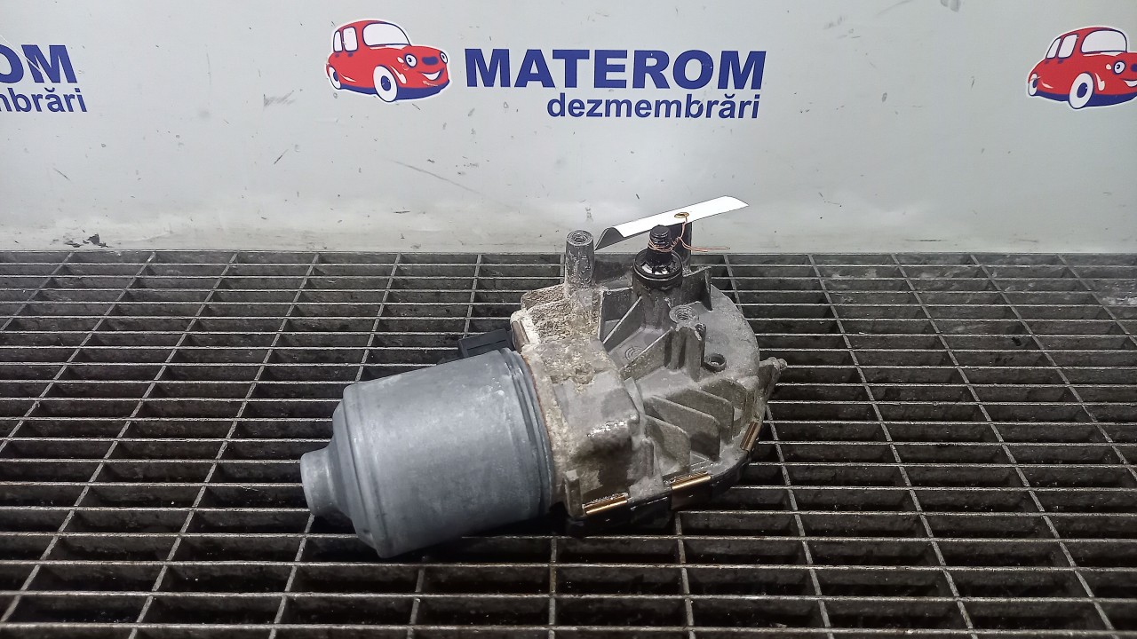 MOTORAS STERGATOR PARBRIZ VW PASSAT PASSAT - - (2010 2014)