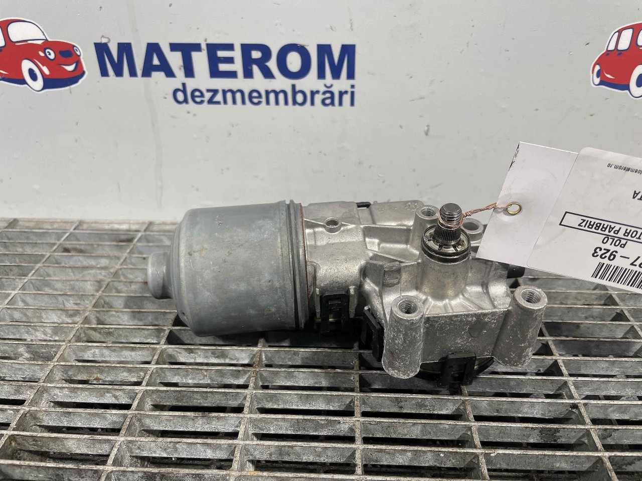 MOTORAS STERGATOR PARBRIZ VW POLO - - (2009 2014)