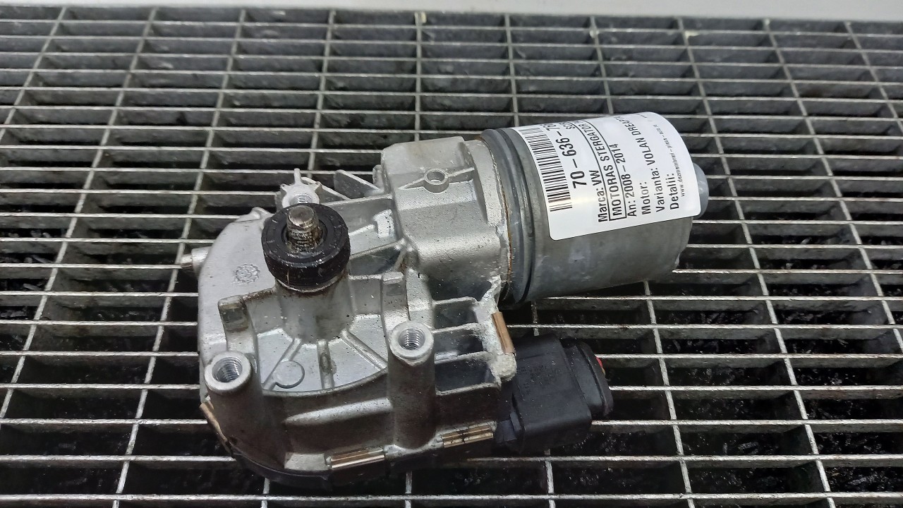 MOTORAS STERGATOR PARBRIZ VW SCIROCCO - - (2008 2014)