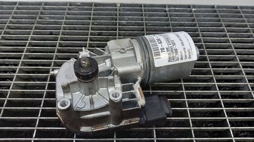 MOTORAS STERGATOR PARBRIZ VW SCIROCCO - - (2008 2014)