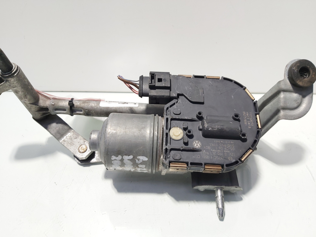 Motoras stergator stanga fata, cod 5M0955119A, Vw Golf 5 Plus (5M1) (id:673661)