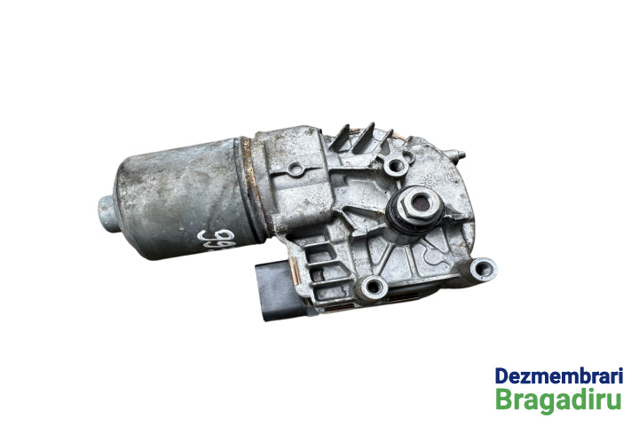 Motoras stergator volan pe dreapta Cod: RET15397061 4F2955119C Audi A6 4F/C6 [facelift] [2008 - 2011] Avant wagon 5-usi 2.0 TDI multitronic (170 hp) S-Line, Cod motor CAHA, Cod cutie LDV, Cod culoare LZ7S