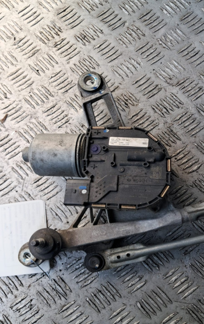 Motoras stergator volan pe stanga 8W1955119 / 1397220692 Audi A4 B9 [2015 - 2020] Sedan 2.0 TDI MT (190 hp) cod motor DETA , cod cutie SKE , an fabricatie 2017