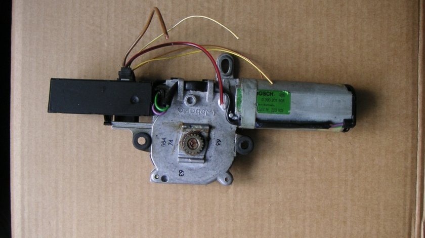 Motoras trapa electrica Mercedes C-Class W202, E-Class W210 cod 2108202842, 0390201608