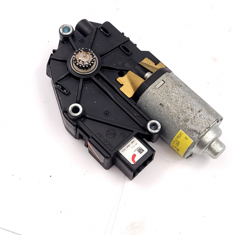 Motoras Trapa Mercedes-Benz Gl-Class (X164) 2006 > Gl 420 Cdi 4-Matic (164.828) Om 629.912 Motorina A1648201442, 0178101Ac, 1705363F, 0003402, 1712762C, 17053620 Webasto