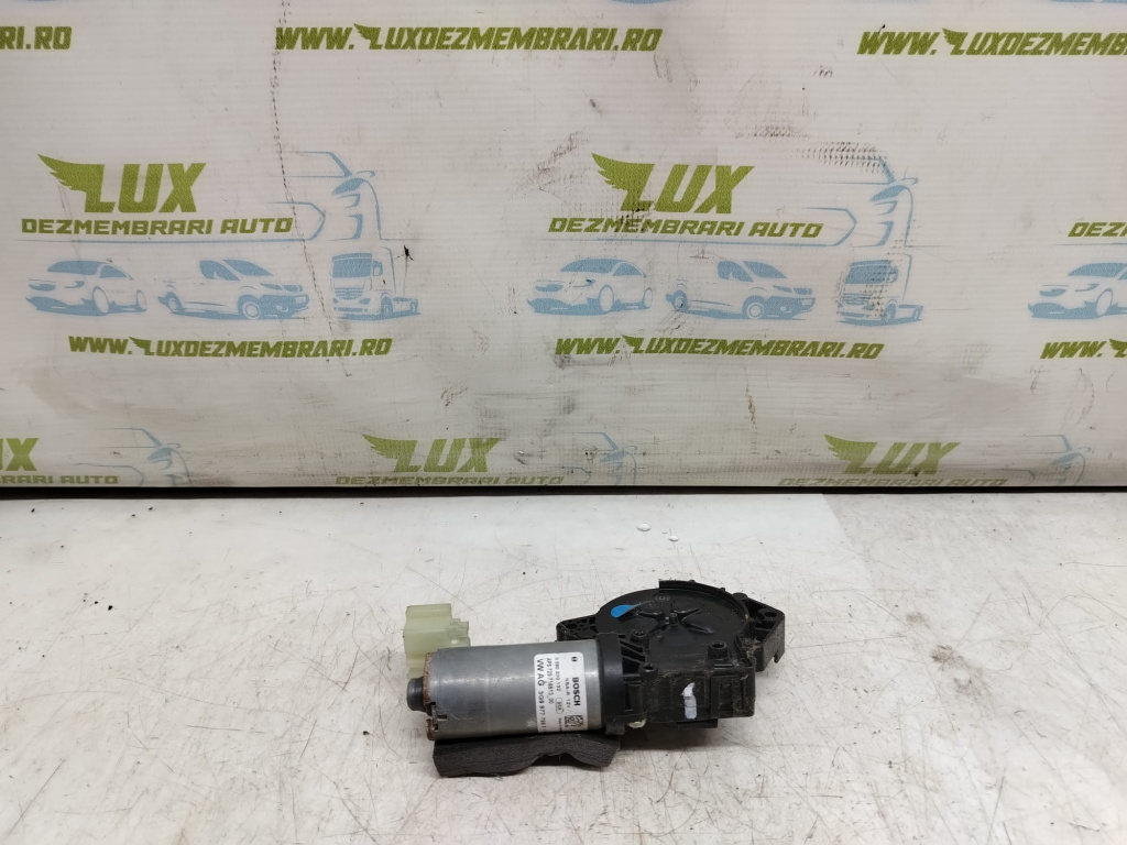 Motoras trapa panormaica 3g9877795f Volkswagen VW Tiguan 5N [2007 - 2011]