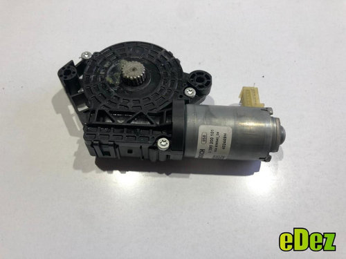Motoras turela Mercedes S-Class (2014->) [W222] 0390200101