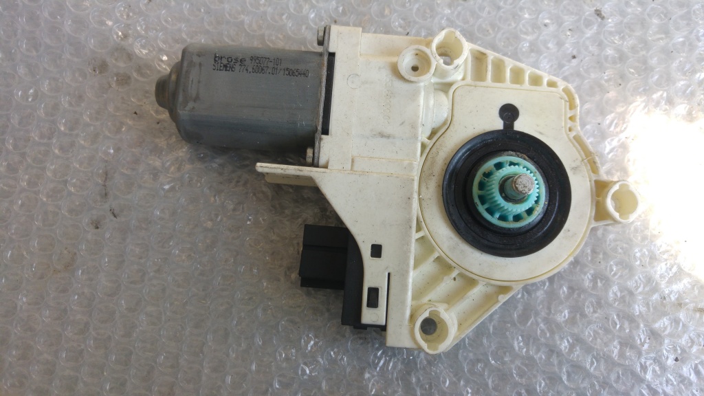 Motoras usa dreapta fata audi a6 4f c6 2004-2011 combi break 4f0959802b