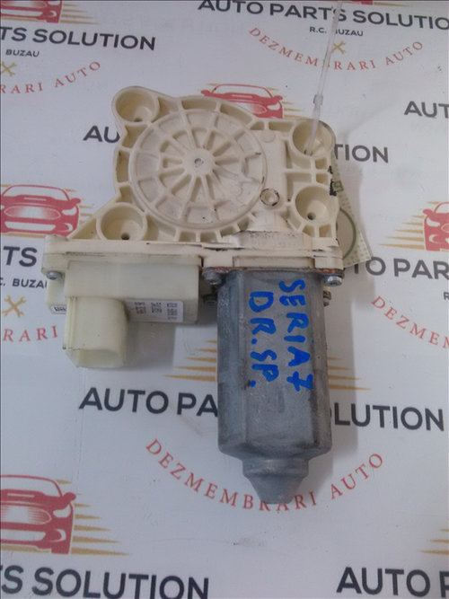 Motoras usa dreapta spate BMW E65 3.0 d an fabr. 2007