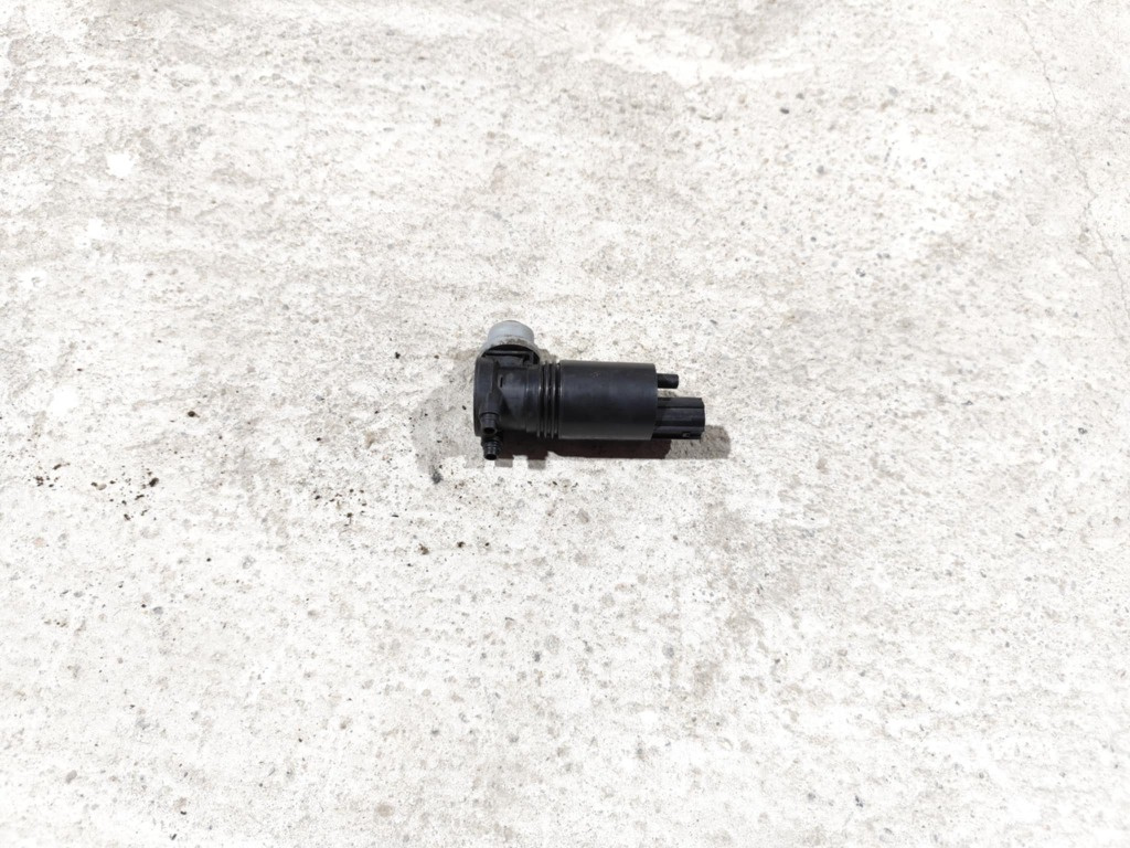 Motoras vas lichid parbriz 8A61-17K624-AA Ford Fiesta VI 1.25 benzina an fab. 2008 - 2017