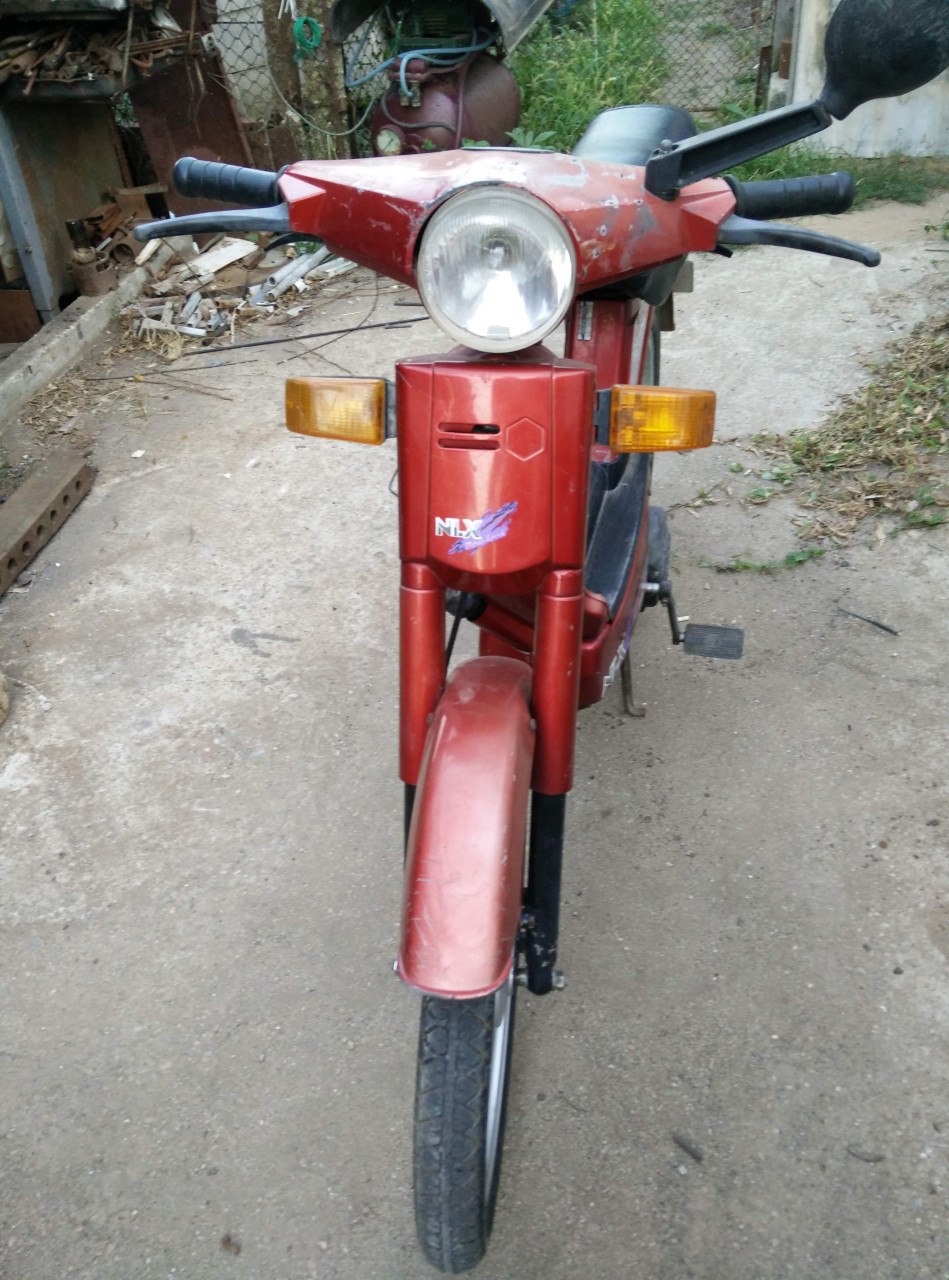 Motoreta cu pedale