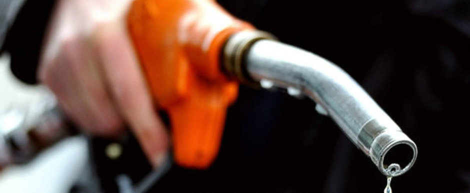 Motorina a scazut sub 4 lei pe litru. Unde se vand cei mai ieftini carburanti Motorina a scazut sub 4 lei pe litru. Unde se vand cei mai ieftini carburanti